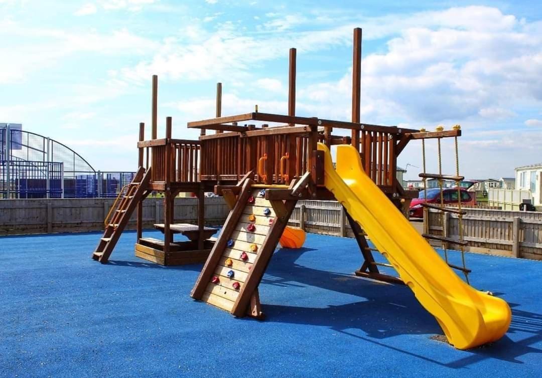 Апартаменти Palm Grove 48 Чапел-Сент-Леонардс Екстер'єр фото